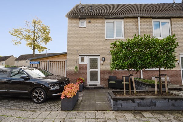 Medium property photo - Vingerhoedskruid 14, 3191 JN Hoogvliet Rotterdam